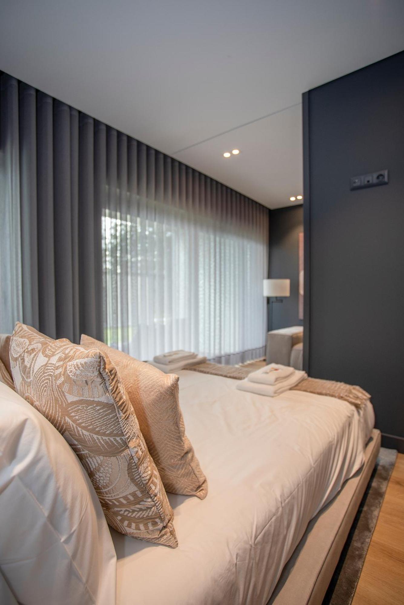 Ferienwohnung Liiiving In Porto - Dragao Pool View Exterior foto